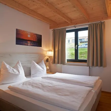 Ferienhaus Fur Bis Zu 4 Personen Zur Seeseite - #125262 Vakantiehuis Grobern