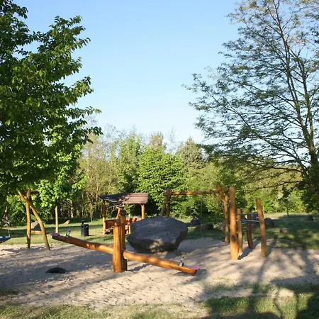 Ferienhaus Fur Bis Zu 4 Personen Zur Seeseite - #125262 Vakantiehuis